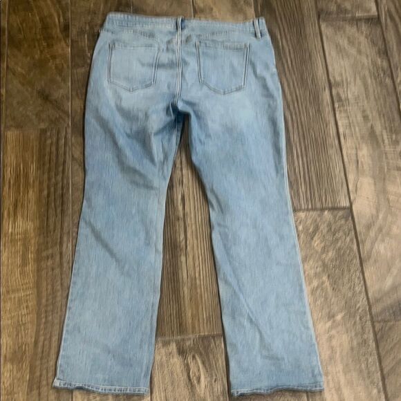 Old Navy Light Blue Women's kicker boot cut Jeans - Picture 3 of 3